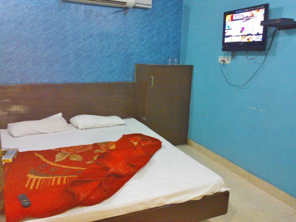 Hotel Hridey Inn Nowe Delhi Zewnętrze zdjęcie
